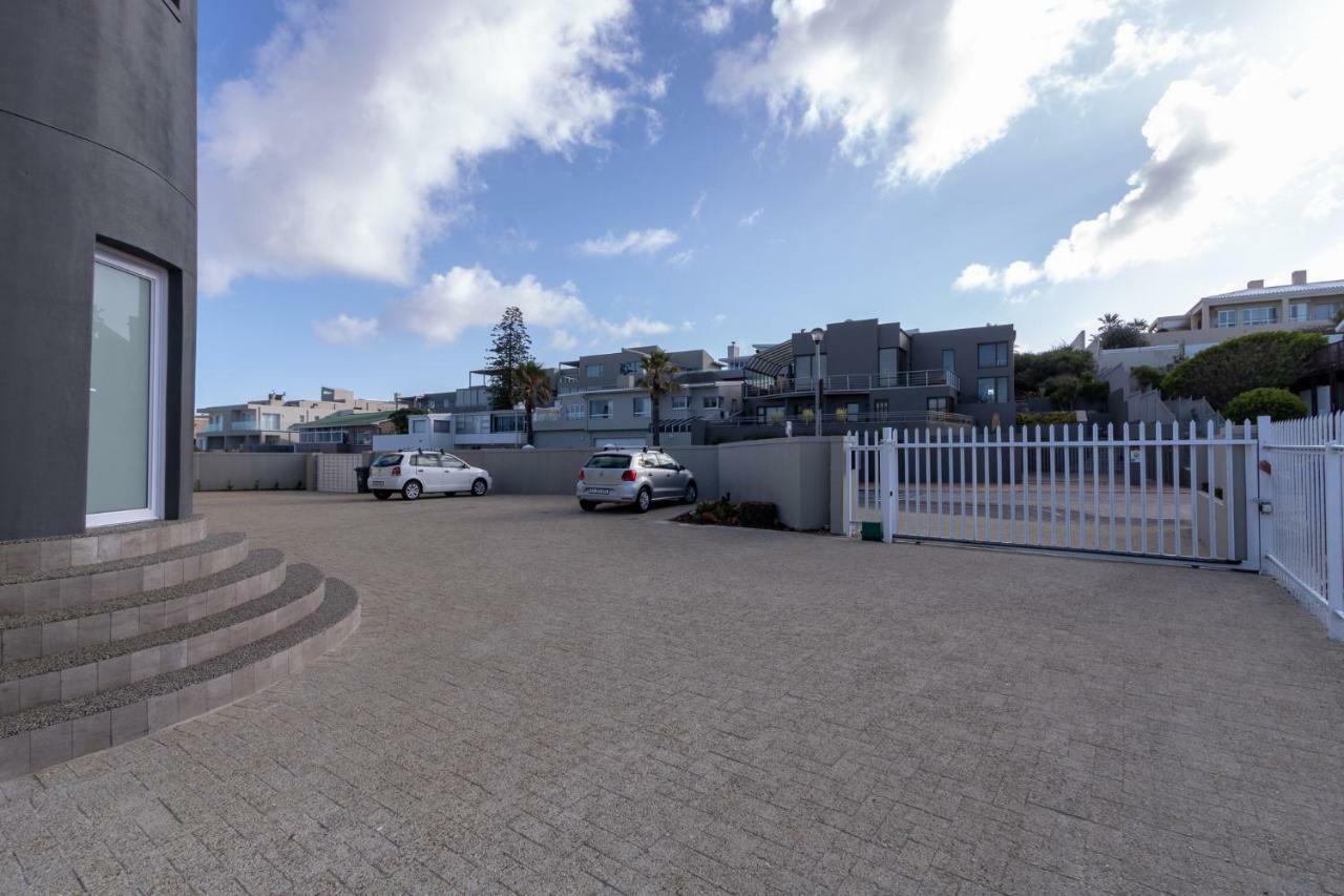 Small Bay Beach Suites Cape Town Exterior photo